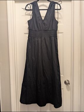 Old Navy Black Sleeveless V-Neck Maxi Dress with Tie Straps